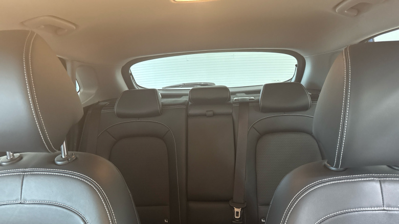 Hyundai Kona 1.6 GDi Hybrid Premium SE 5dr DCT Hybrid Hatchback